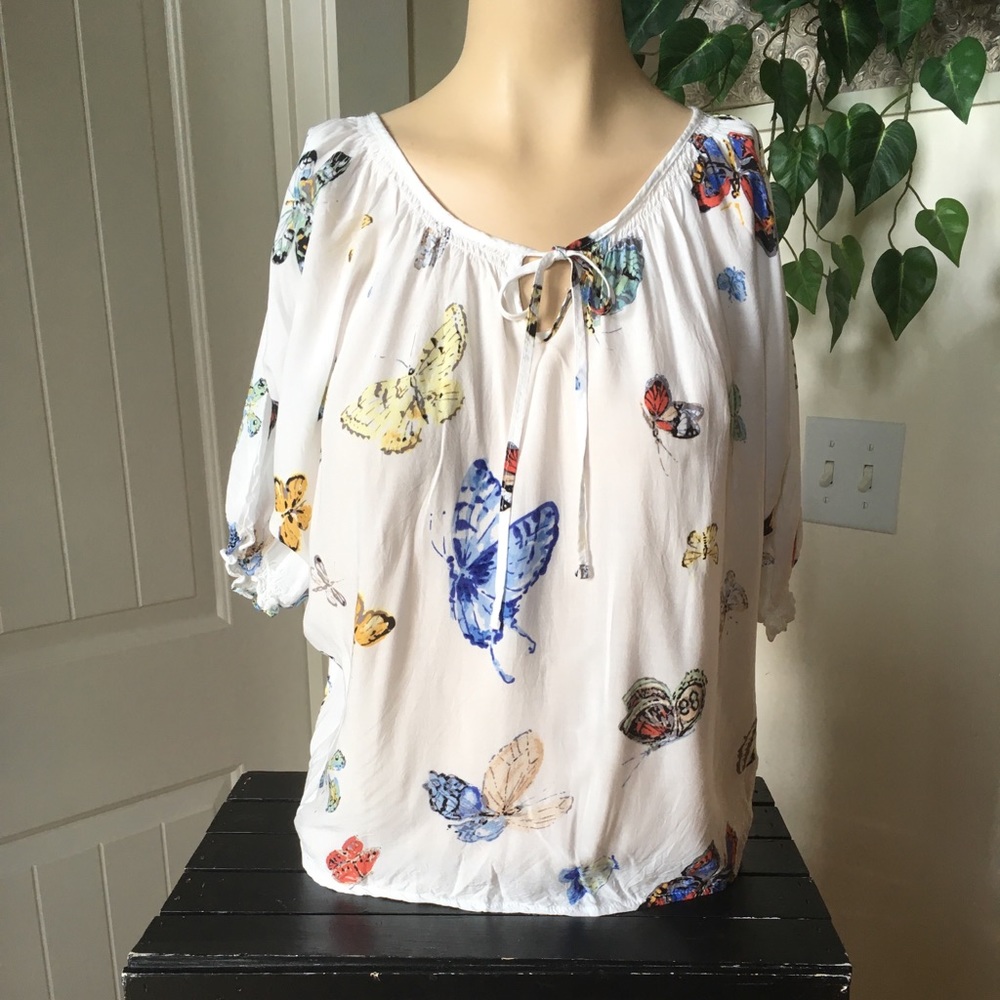 Old Navy Silky Butterfly Tie Front Blouse